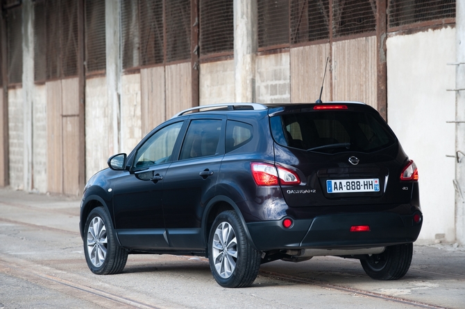 Nissan Qashqai+2 2.0 dCi 4x4 Tekna Premium AT Nissan Qashqai+2 2.0 dCi 4x4 Tekna Premium AT