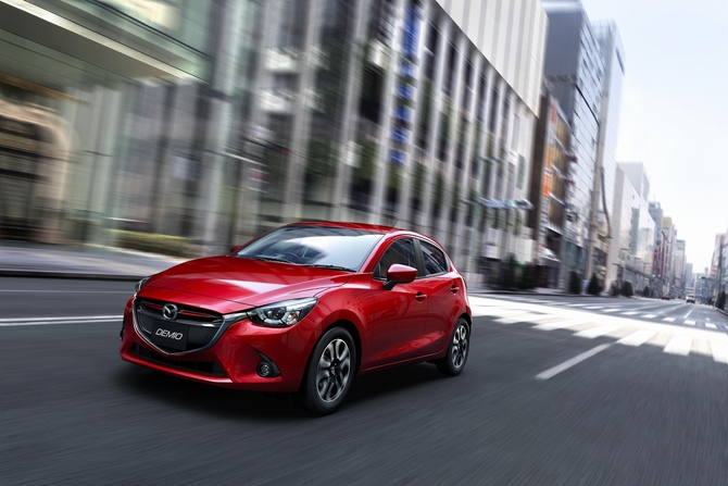 La production de cette citadine dotée de l'ensemble des technologies SKYACTIV a débuté au Japon La production de cette citadine dotée de l'ensemble des technologies SKYACTIV a débuté au Japon