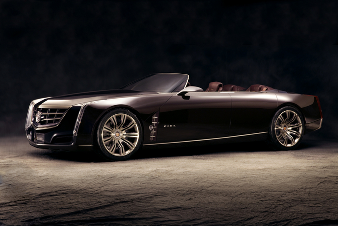 Cadillac enveils a stunner at Pebble Beach Cadillac enveils a stunner at Pebble Beach