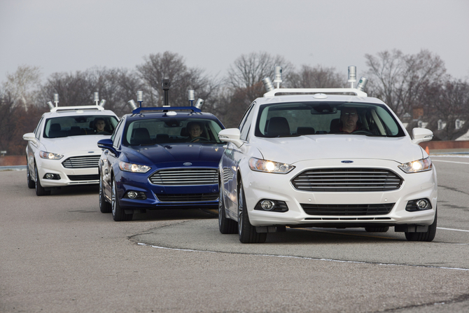 A Ford criou um Fusion Hybrid autónomo que vai ser testado no Michigan A Ford criou um Fusion Hybrid autónomo que vai ser testado no Michigan