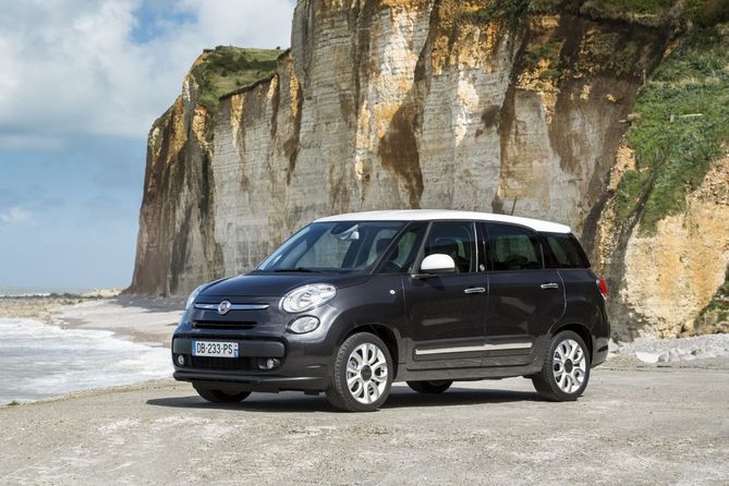 Fiat 500L Living 1.6 Multijet 16v S&S Fiat 500L Living 1.6 Multijet 16v S&S
