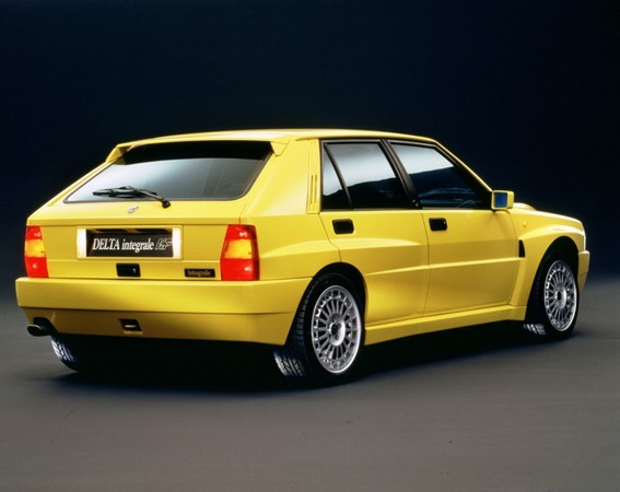 Lancia Delta HF Integrale 16v Lancia Delta HF Integrale 16v