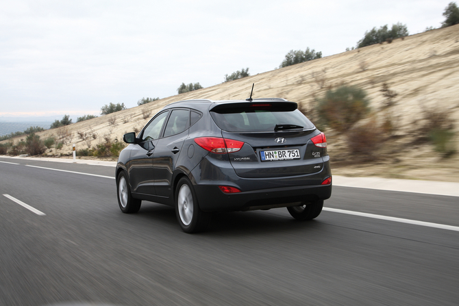 Hyundai ix35 2.0 CRDi 2WD Hyundai ix35 2.0 CRDi 2WD
