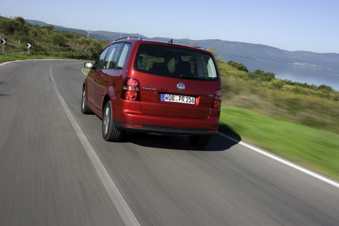 Volkswagen Touran TSI DSG Volkswagen Touran TSI DSG