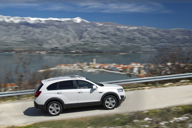 Chevrolet Captiva 2.4 AWD Chevrolet Captiva 2.4 AWD