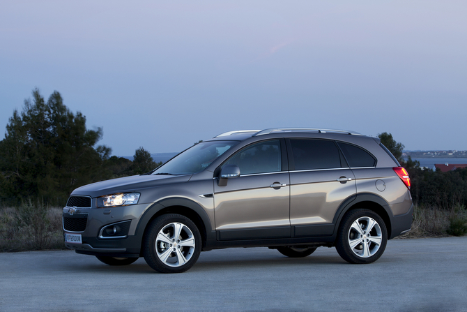 Chevrolet Captiva V6 3.0 4WD Chevrolet Captiva V6 3.0 4WD