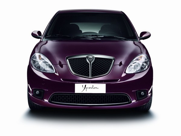 Lancia Ypsilon 1.4 16v Automatic Lancia Ypsilon 1.4 16v Automatic