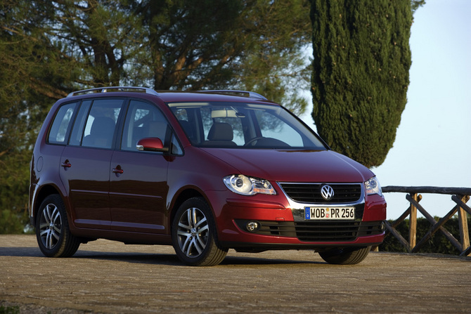Volkswagen Touran TSI DSG Volkswagen Touran TSI DSG