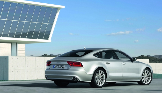 Audi A7 Sportback 3.0 TDI clean diesel quattro S tronic Audi A7 Sportback 3.0 TDI clean diesel quattro S tronic