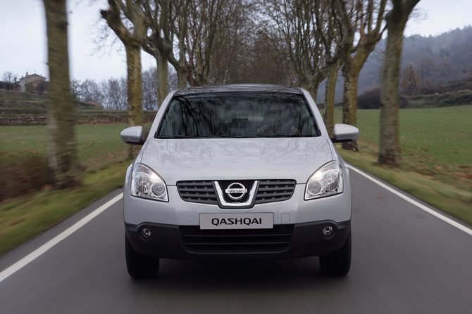 Nissan Qashqai 1.6 4x2 Tekna Sport Nissan Qashqai 1.6 4x2 Tekna Sport