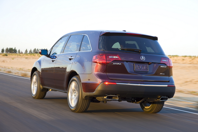 Acura MDX w/ Advance Package and Entertainment Package Acura MDX w/ Advance Package and Entertainment Package