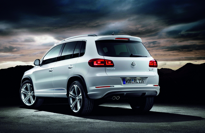 Volkswagen Creates R-Line Tiguan that Makes the Truck More Aggressive and More Luxurious Volkswagen Creates R-Line Tiguan that Makes the Truck More Aggressive and More Luxurious