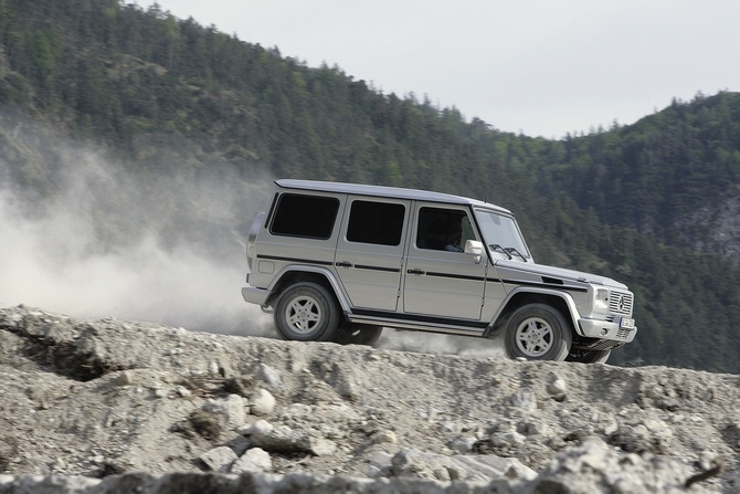 Mercedes-Benz G 320 LWB Mercedes-Benz G 320 LWB