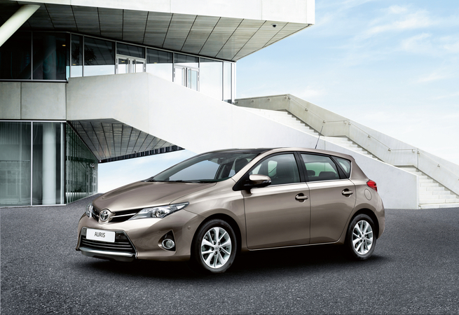 Alles neu in der Kompaktklasse von Toyota Alles neu in der Kompaktklasse von Toyota