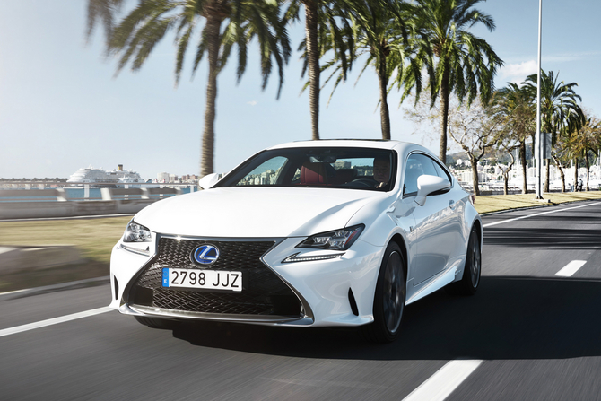 Lexus RC 300h Executive+ Lexus RC 300h Executive+
