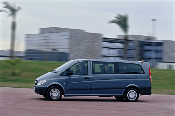 Mercedes-Benz Vito Combi Longo 115CDI/34 9L. Mercedes-Benz Vito Combi Longo 115CDI/34 9L.