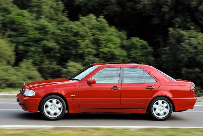 Mercedes-Benz C 220 Mercedes-Benz C 220