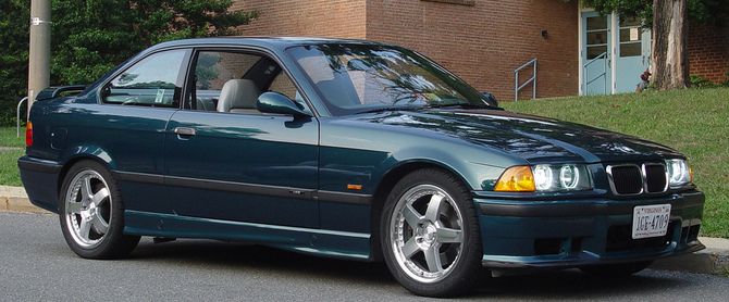 BMW 325iS BMW 325iS