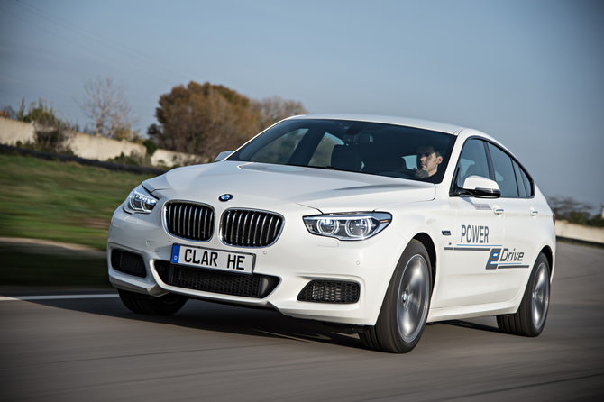 A nova teconlogia faz parte de uma série de motorizações híbridas modulares que estão a ser desenvolvidas pela BMW A nova teconlogia faz parte de uma série de motorizações híbridas modulares que estão a ser desenvolvidas pela BMW