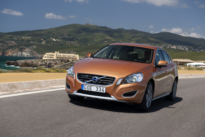 Volvo S60 D2 Kinetic Powershift Volvo S60 D2 Kinetic Powershift