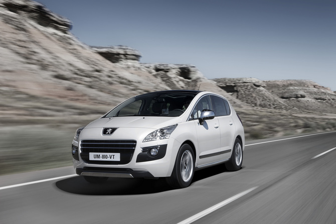 Peugeot 3008 HYbrid4 Peugeot 3008 HYbrid4