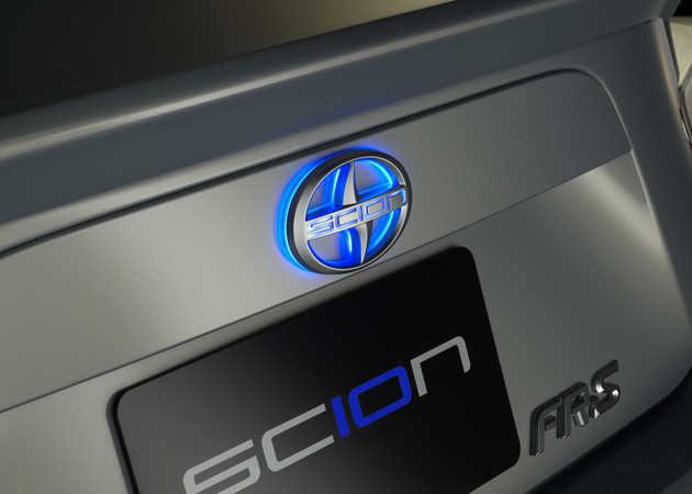 The Series 10 cars get a lit rear emblem The Series 10 cars get a lit rear emblem