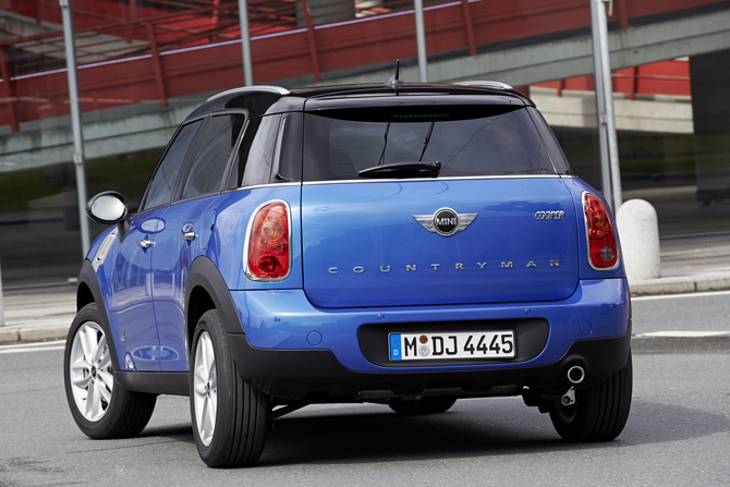 MINI (BMW) Cooper Countryman ALL4 Automatic MINI (BMW) Cooper Countryman ALL4 Automatic