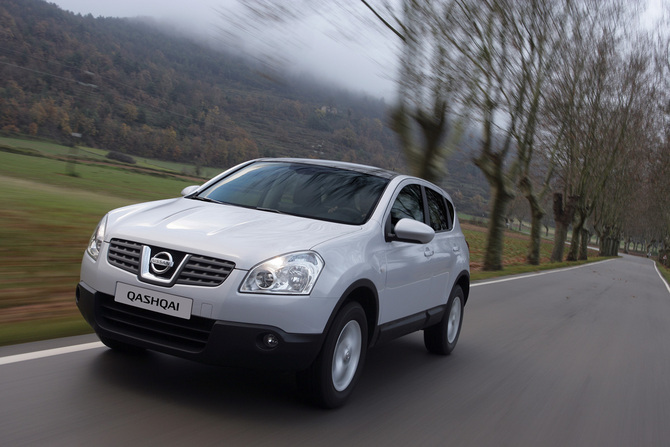 Nissan Qashqai 2.0dCi 4x2 Tekna Premium + Pele Nissan Qashqai 2.0dCi 4x2 Tekna Premium + Pele