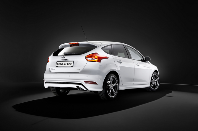 Ford Focus 1.0 EcoBoost ST-Line Ford Focus 1.0 EcoBoost ST-Line