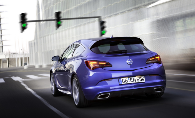 Opel Astra GTC 2.0 Turbo OPC Opel Astra GTC 2.0 Turbo OPC