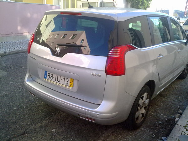 Peugeot 5008 Executive 1.6 HDi FAP Peugeot 5008 Executive 1.6 HDi FAP
