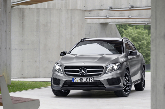 Mercedes-Benz GLA 200d Mercedes-Benz GLA 200d