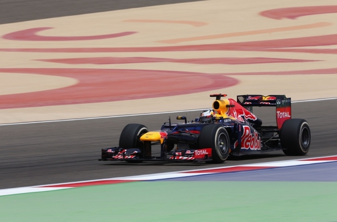 Vettel durante a qualificação para o Grande Prémio do Bahrain Vettel durante a qualificação para o Grande Prémio do Bahrain