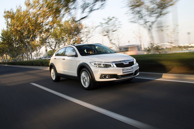 Qoros 3 City SUV 1.6T Qoros 3 City SUV 1.6T