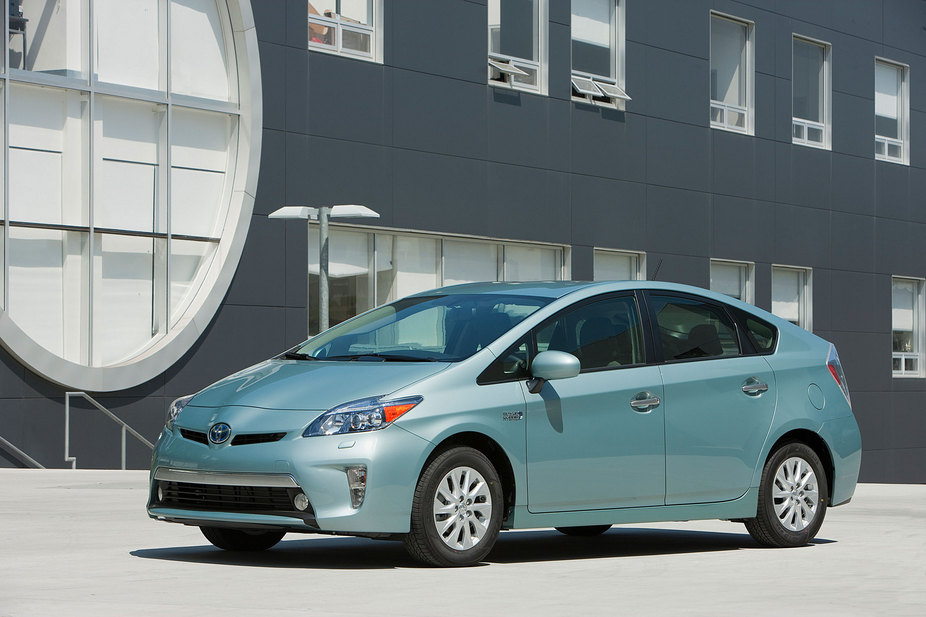 O Prius é em 2012 o terceiro modelo mais vendido no mundo atrás do Ford Focus e do Toyota Corolla