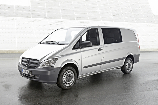 Mercedes-Benz Vito 2 {W639} Mercedes-Benz Vito 2 {W639}