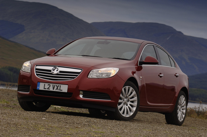 Vauxhall Insignia Hatchback 2.0 CDTi 160hp SRi (Auto) Vauxhall Insignia Hatchback 2.0 CDTi 160hp SRi (Auto)