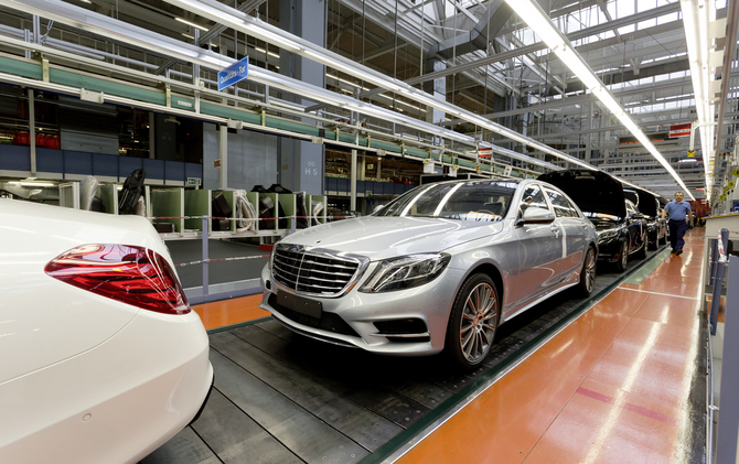 A Mercedes acredita que não vão existir dois Classe S iguais ao longo de toda esta geração A Mercedes acredita que não vão existir dois Classe S iguais ao longo de toda esta geração