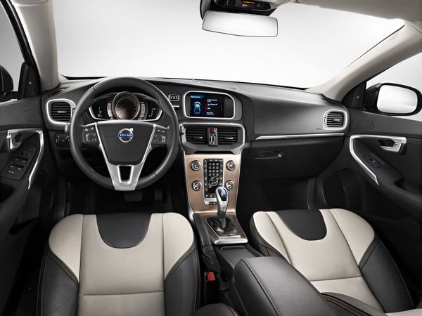 Volvo V40 Cross Country premiers in Paris Volvo V40 Cross Country premiers in Paris