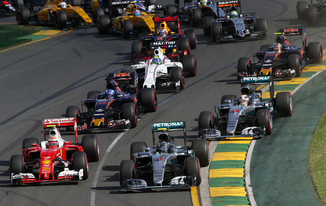 A Mercedes começou a temporada de 2016 com uma dobradinha A Mercedes começou a temporada de 2016 com uma dobradinha