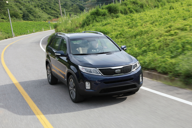 Kia Sorento 2.4 GDI 2WD Kia Sorento 2.4 GDI 2WD