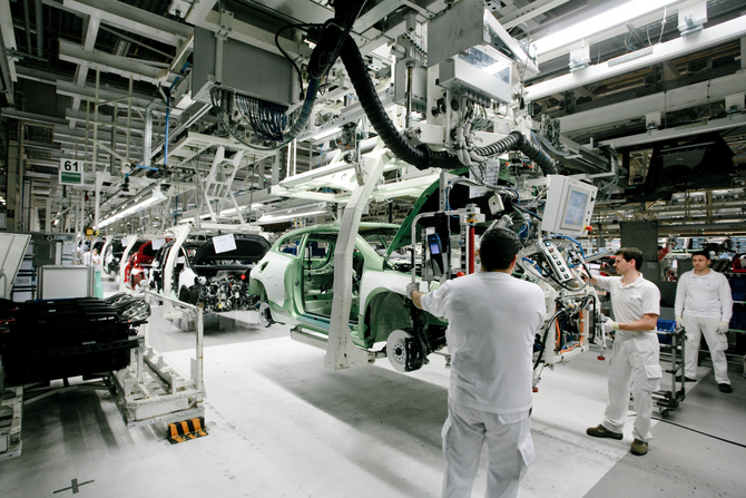 Autoeuropa já encetou conversações com a Comissão de Trabalhadores, o Governo e o Grupo Volkswagen Autoeuropa já encetou conversações com a Comissão de Trabalhadores, o Governo e o Grupo Volkswagen