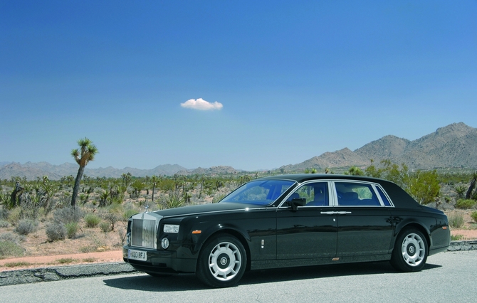 Rolls-Royce Phantom Extended Wheelbase Rolls-Royce Phantom Extended Wheelbase