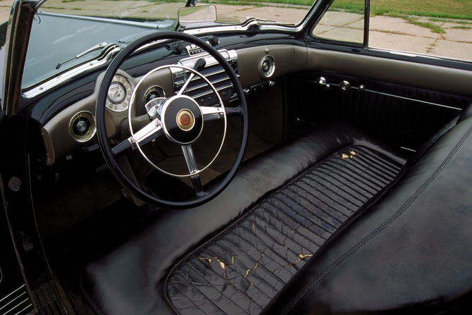The show car itself was actually driven for a number of years by Harley Earl and the daily use has left its traces. The show car itself was actually driven for a number of years by Harley Earl and the daily use has left its traces.