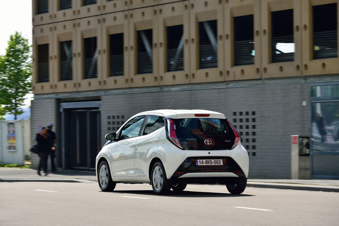 Toyota Aygo X-Play Plus Toyota Aygo X-Play Plus