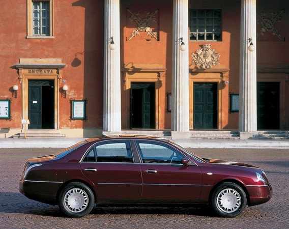 Lancia Thesis 2.4 JTD Lancia Thesis 2.4 JTD