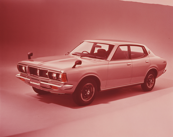 Nissan Bluebird U 1800 SSS-L Nissan Bluebird U 1800 SSS-L