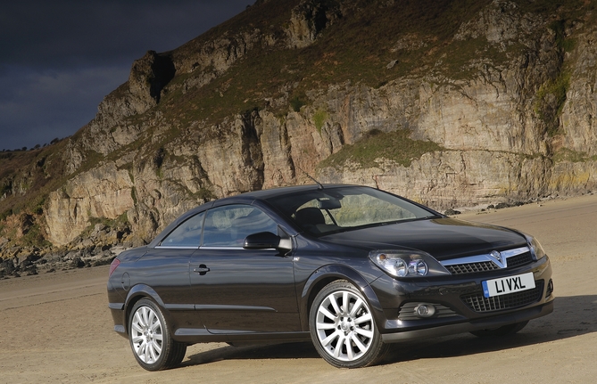 Vauxhall Astra CC 1.8i VVT Twintop Design Vauxhall Astra CC 1.8i VVT Twintop Design