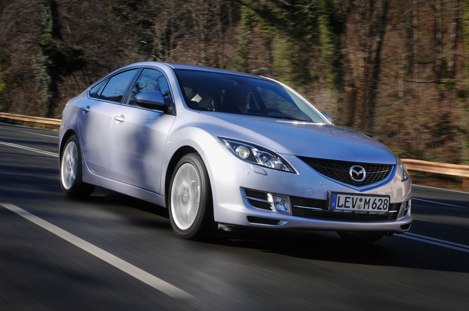 Mazda 6 2.5 Hatchback Mazda 6 2.5 Hatchback