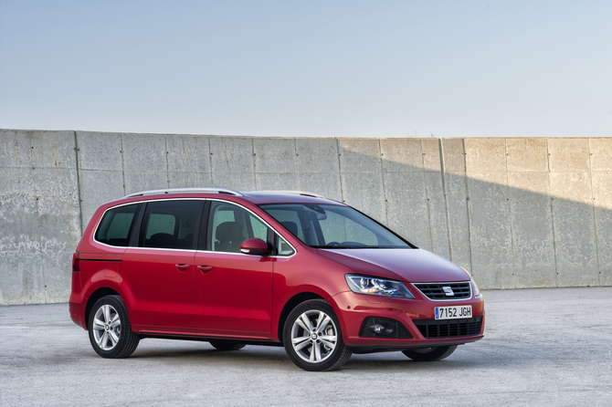 Seat Alhambra 2.0 TDI CR Style DSG Seat Alhambra 2.0 TDI CR Style DSG